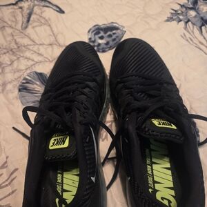 Major STEAL** Nike Men’s Black Running Shoes — Cushioned Training Sneaker